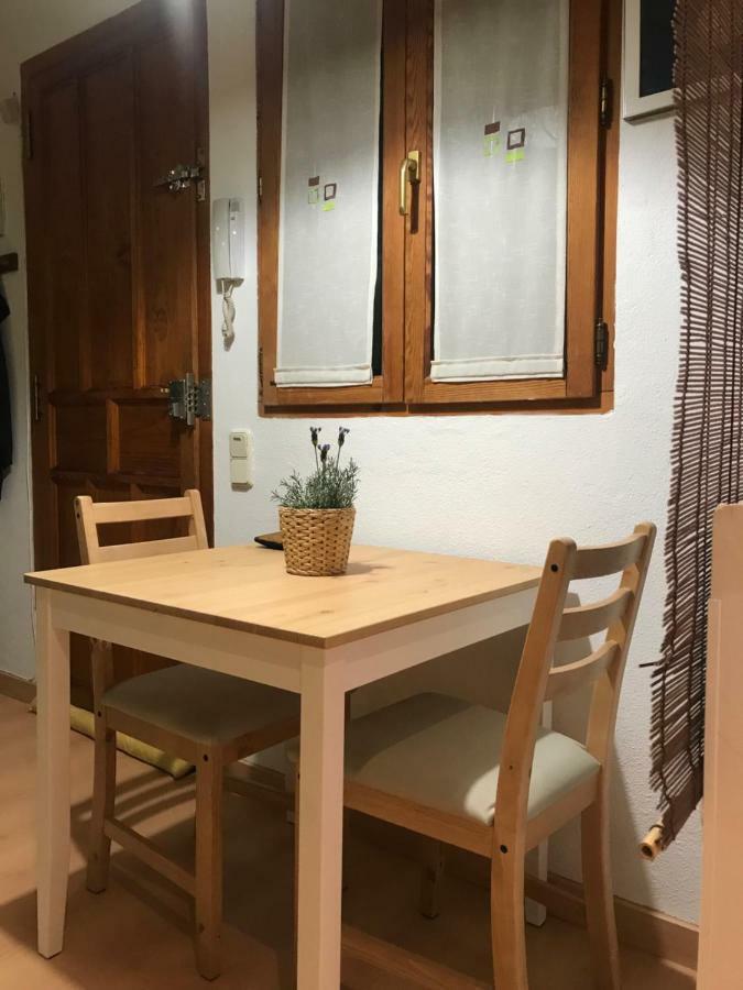Apartamento En Corrala Мадрид Екстер'єр фото